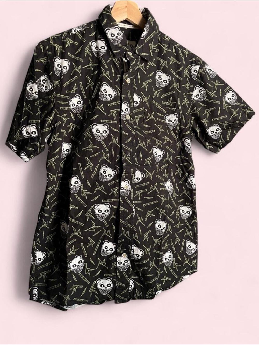 Men's Short-Sleeve Casual Button-Down Shirt - Black Panda and Bamboo Print